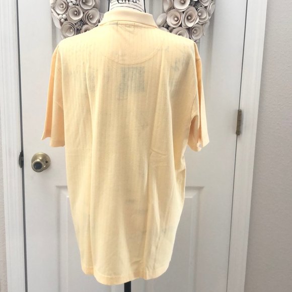 DONATEDClaiborne Men's two button sport polo shirt - Picture 4 of 6